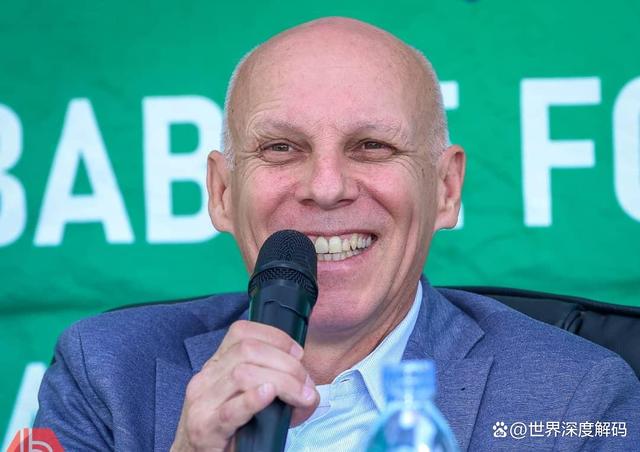 关于尼斯主帅赞扬球队进攻策略，称赞球员表现的信息